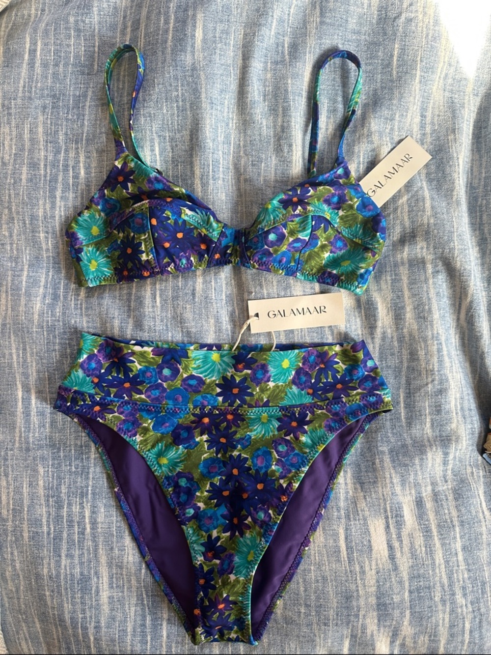 Galamaar Superbloom set Top= Medium, Bottom = large